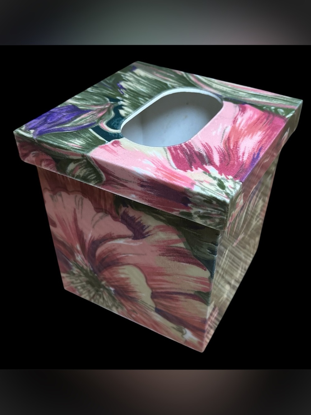 Vintage Floral hard plastic Tissue Box Cover in Pink and Green